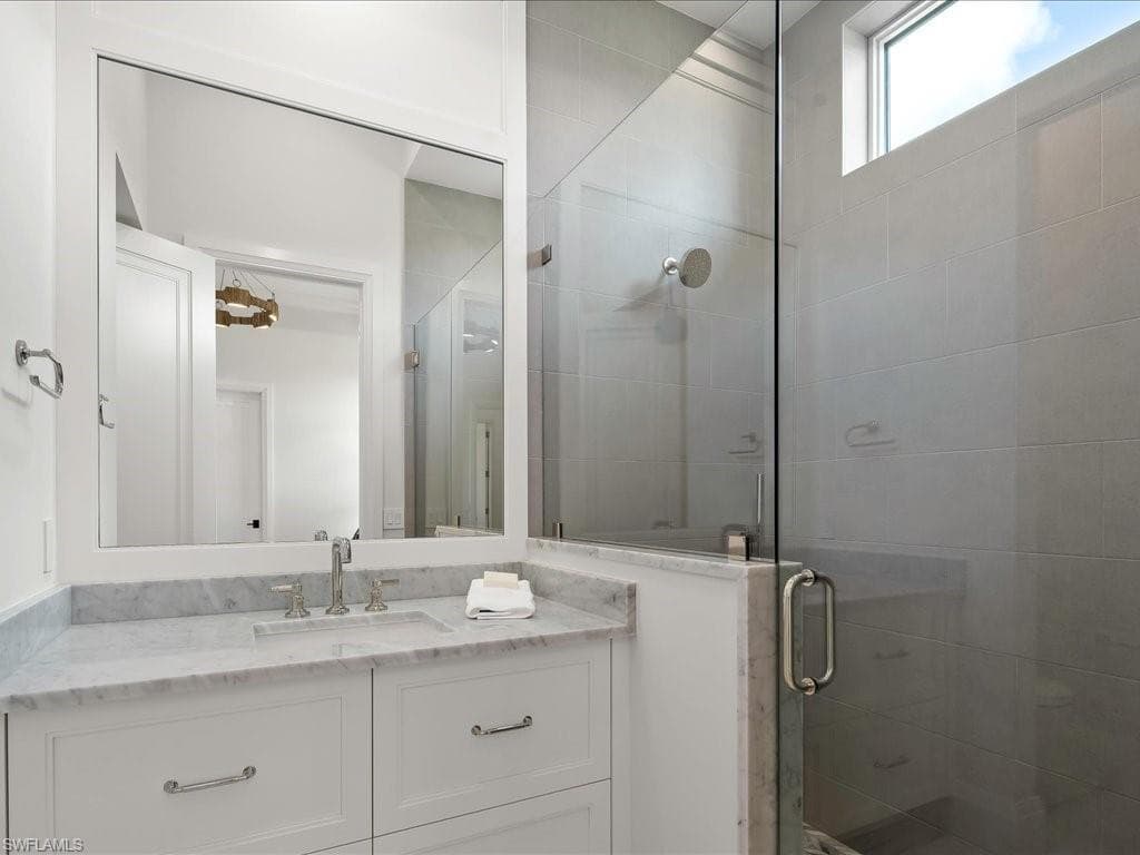 208 Hickory RD, NAPLES FL 34108-40