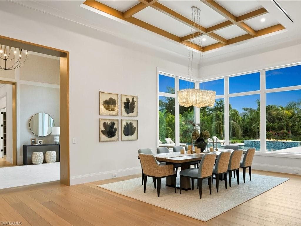 208 Hickory RD, NAPLES FL 34108-10