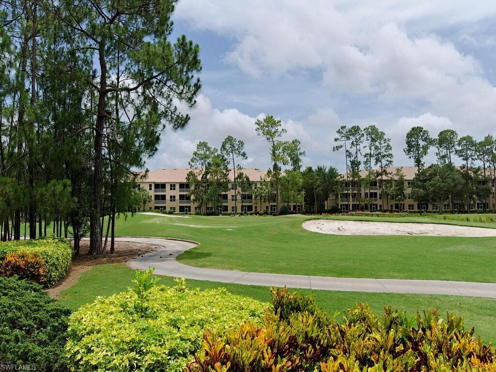 8225 Danbury BLVD E # 102, NAPLES FL 34120-13