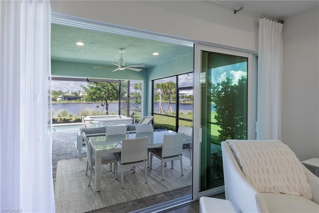 6365 Arriba AVE, NAPLES FL 34113-5