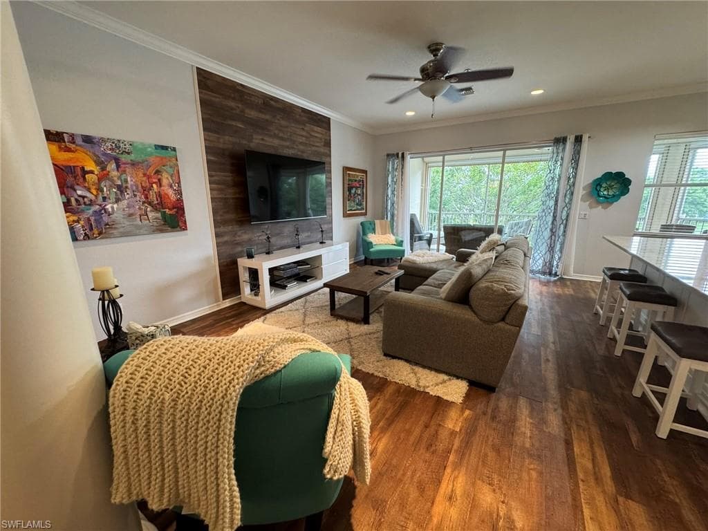 21524 Taft CT # 201, ESTERO FL 33928-1