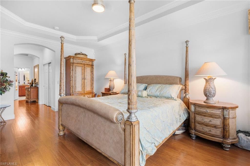 8095 Piedmont DR, NAPLES FL 34104-27