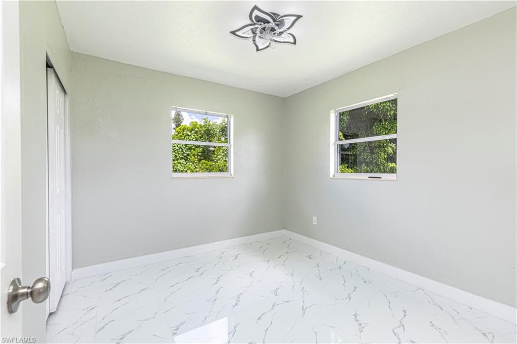 1101 Coolidge AVE, LEHIGH ACRES FL 33936-8