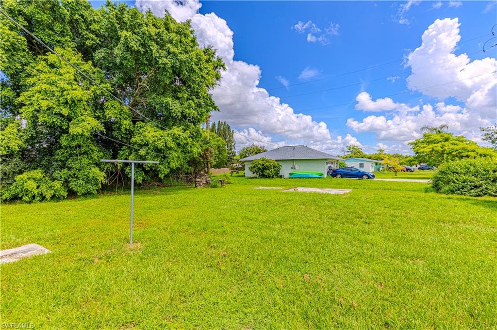 1101 Coolidge AVE, LEHIGH ACRES FL 33936-20