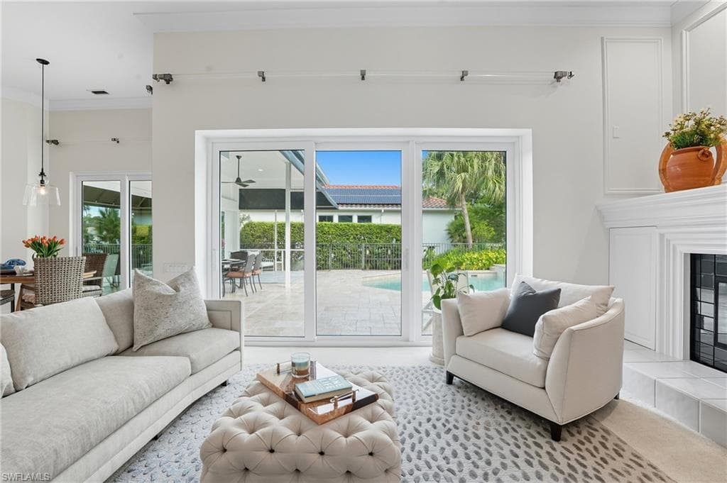 8192 Lowbank DR, NAPLES FL 34109-22