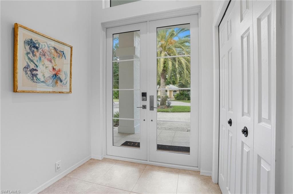 8192 Lowbank DR, NAPLES FL 34109-6