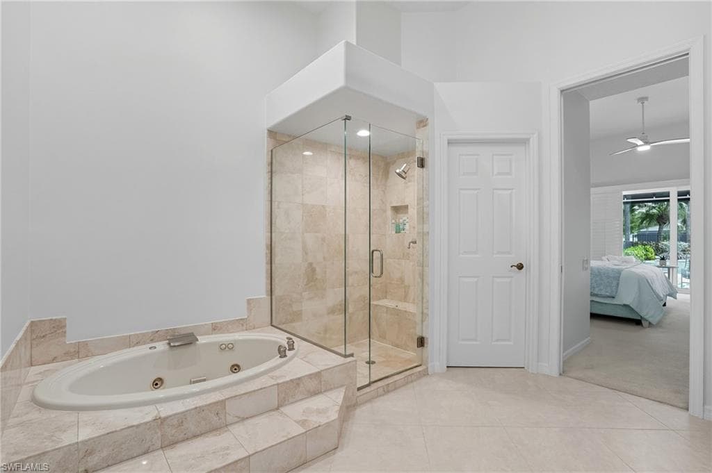 8192 Lowbank DR, NAPLES FL 34109-30