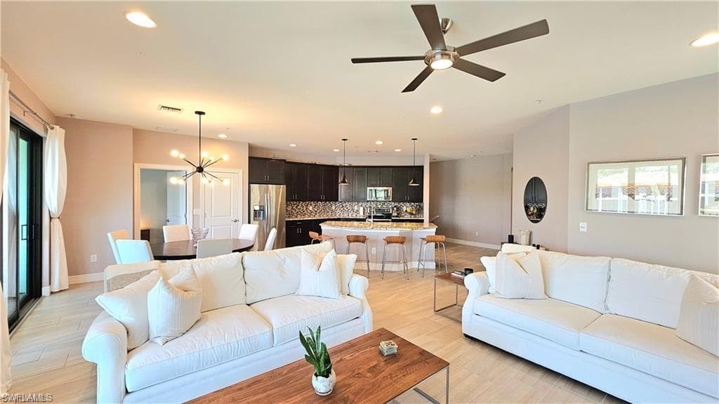 15145 Palmer Lake CIR # 201, NAPLES FL 34109-6