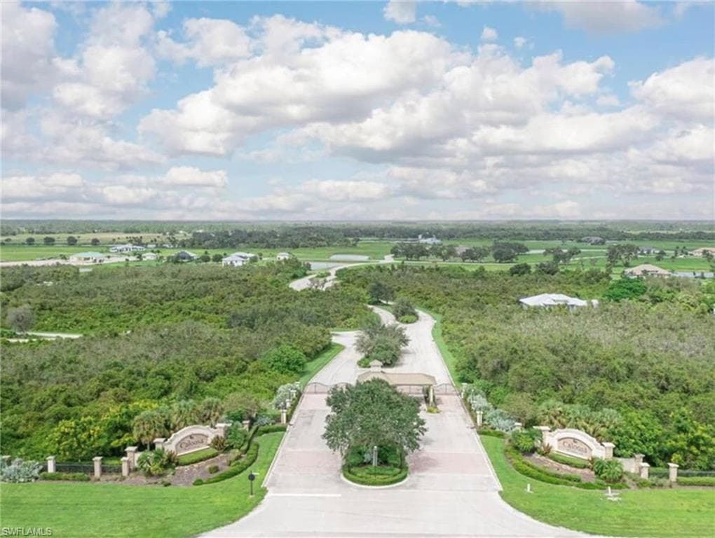 22742 Yellow Button LN, ALVA FL 33920-2