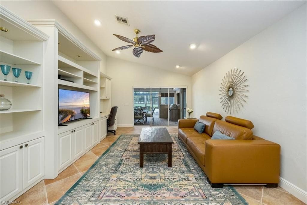 562 Cormorant CV, NAPLES FL 34113-11