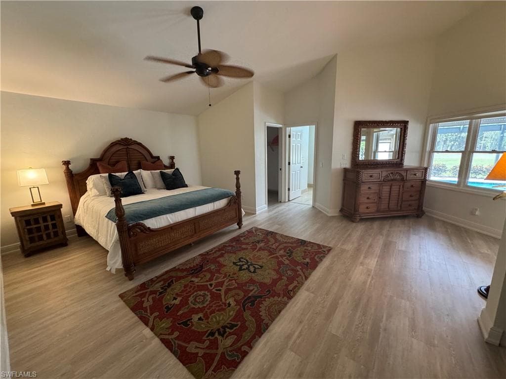 562 Cormorant CV, NAPLES FL 34113-14