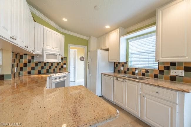8376 Borboni CT, NAPLES FL 34114-8