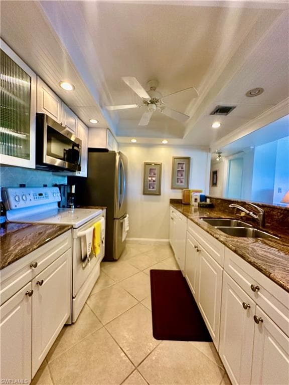 555 Park Shore DR # B403, NAPLES FL 34103-4