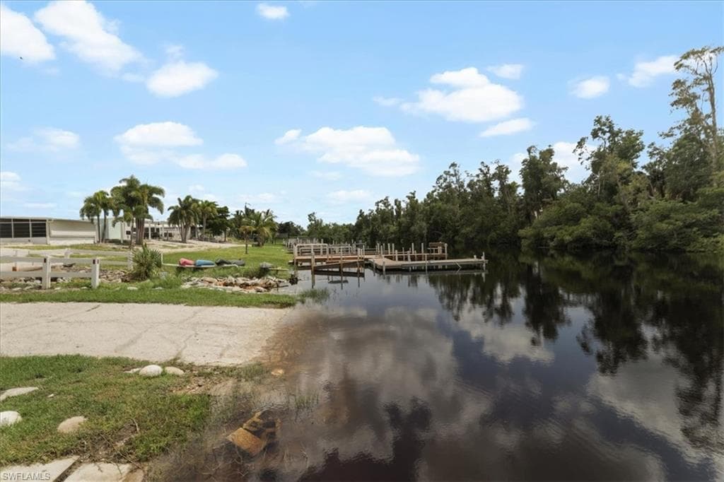 5773 Pink Panther DR, FORT MYERS FL 33908-12