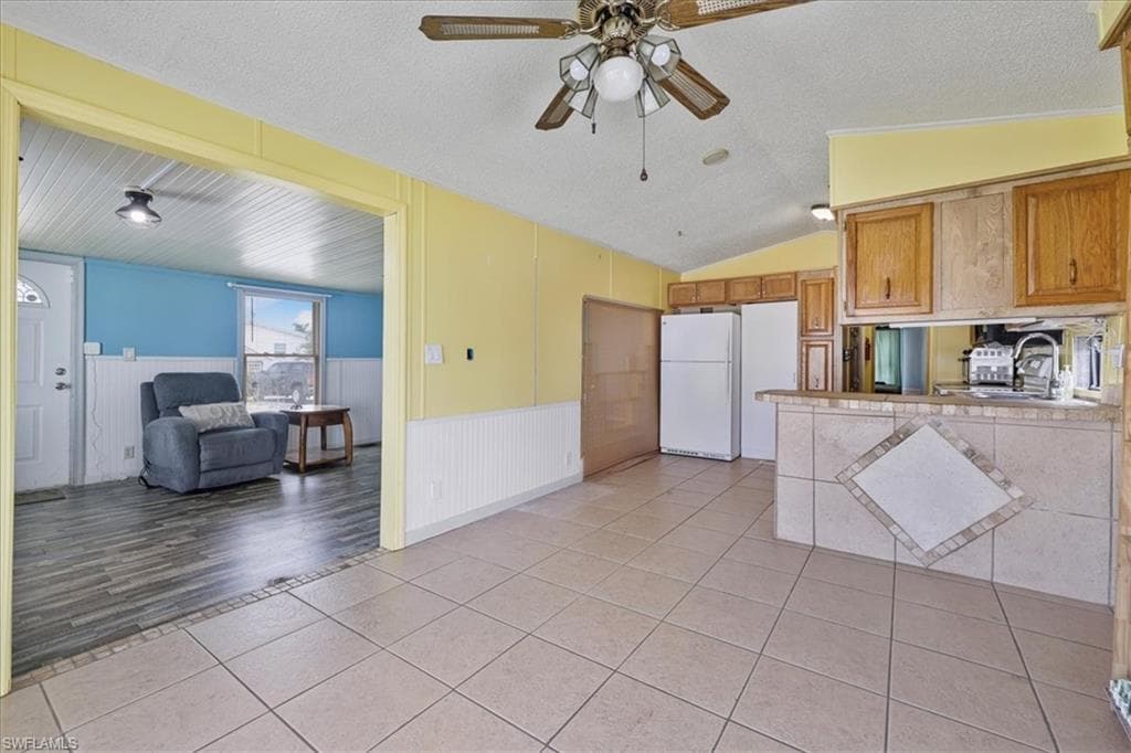 5773 Pink Panther DR, FORT MYERS FL 33908-6