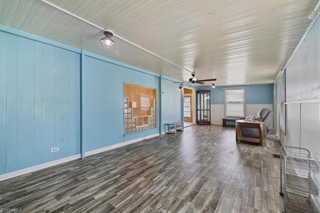 5773 Pink Panther DR, FORT MYERS FL 33908-2