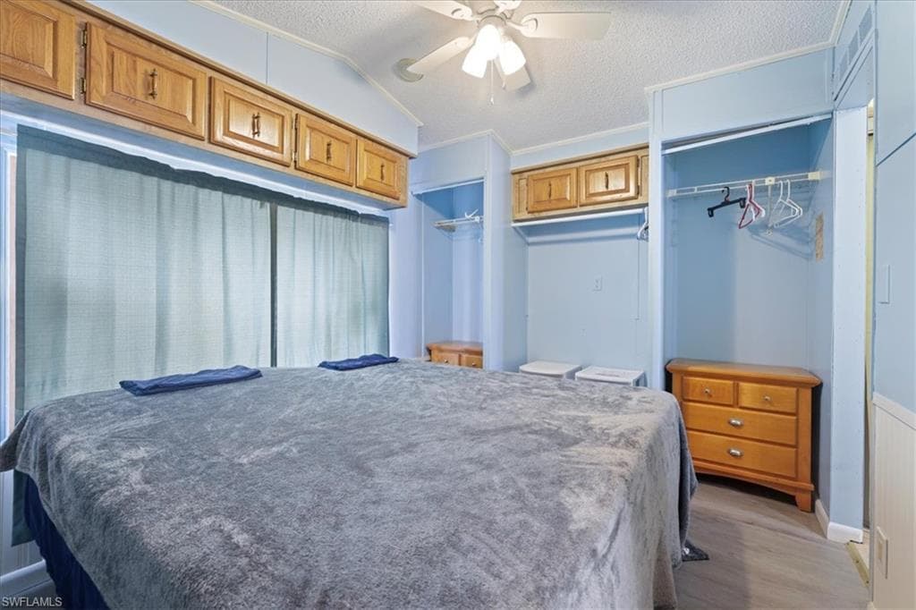 5773 Pink Panther DR, FORT MYERS FL 33908-3