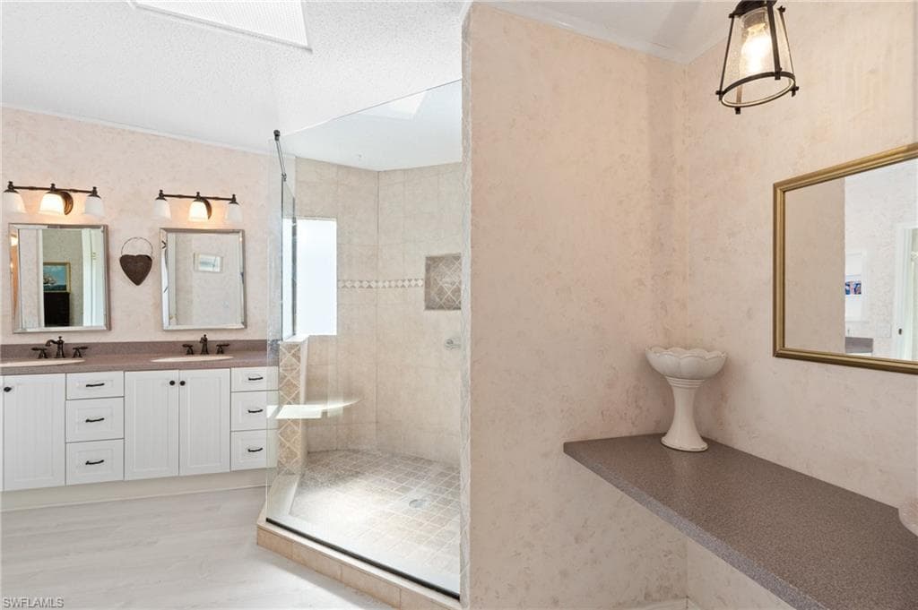 278 Riverwood RD, NAPLES FL 34114-21