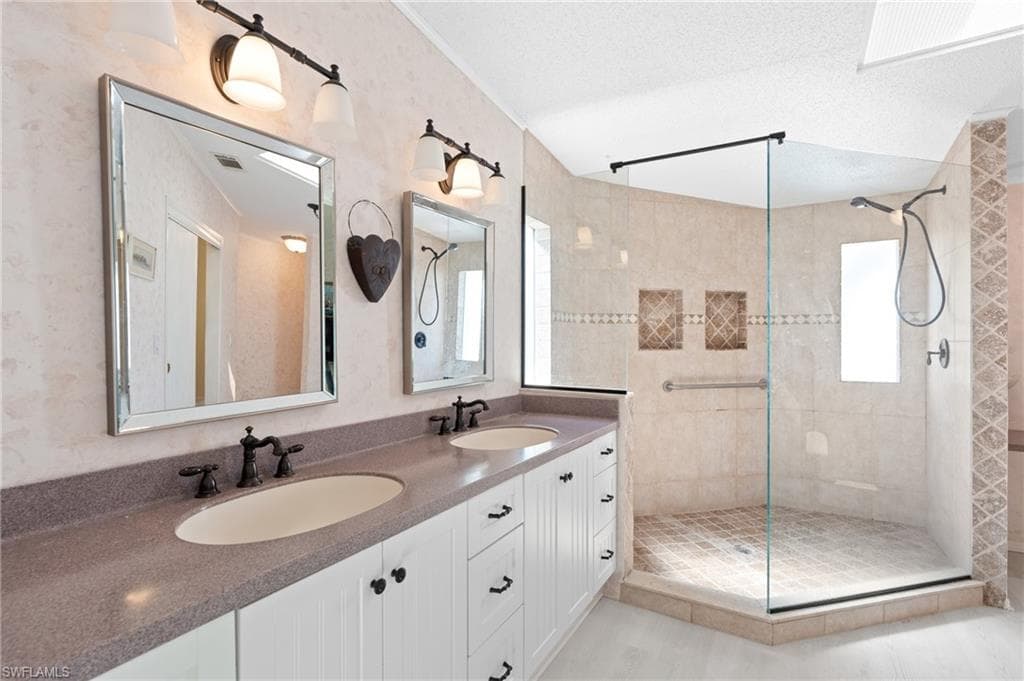 278 Riverwood RD, NAPLES FL 34114-20