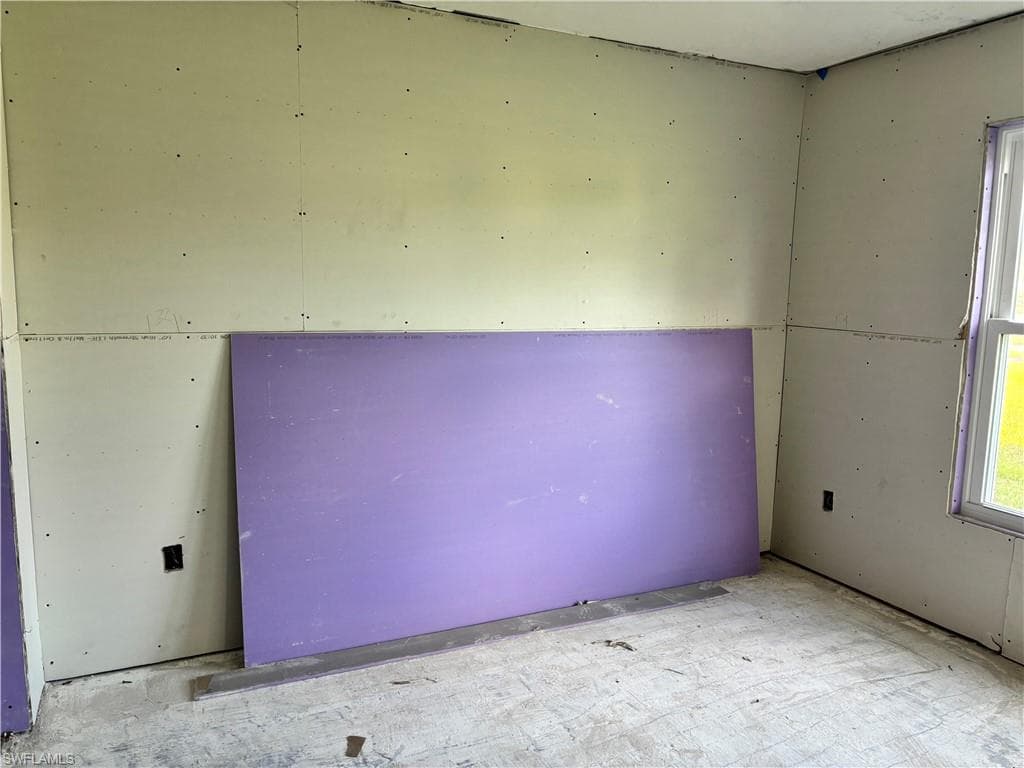 16881 Davis RD # 615, FORT MYERS FL 33908-18