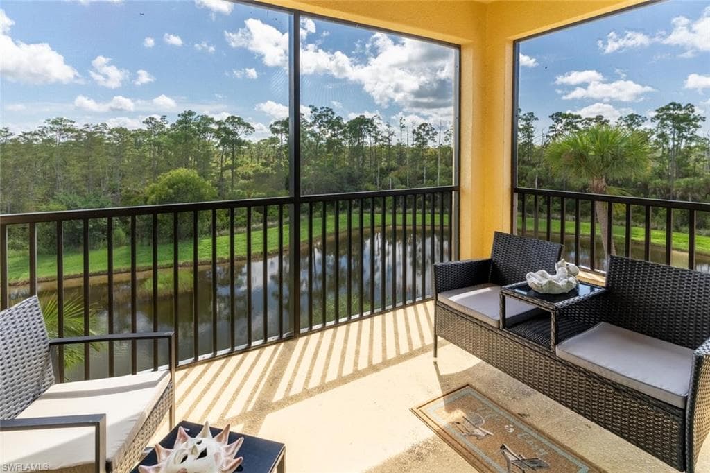 9596 Trevi CT # 5446, NAPLES FL 34113-22