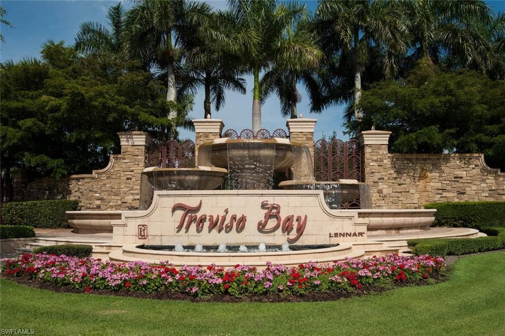9596 Trevi CT # 5446, NAPLES FL 34113-25