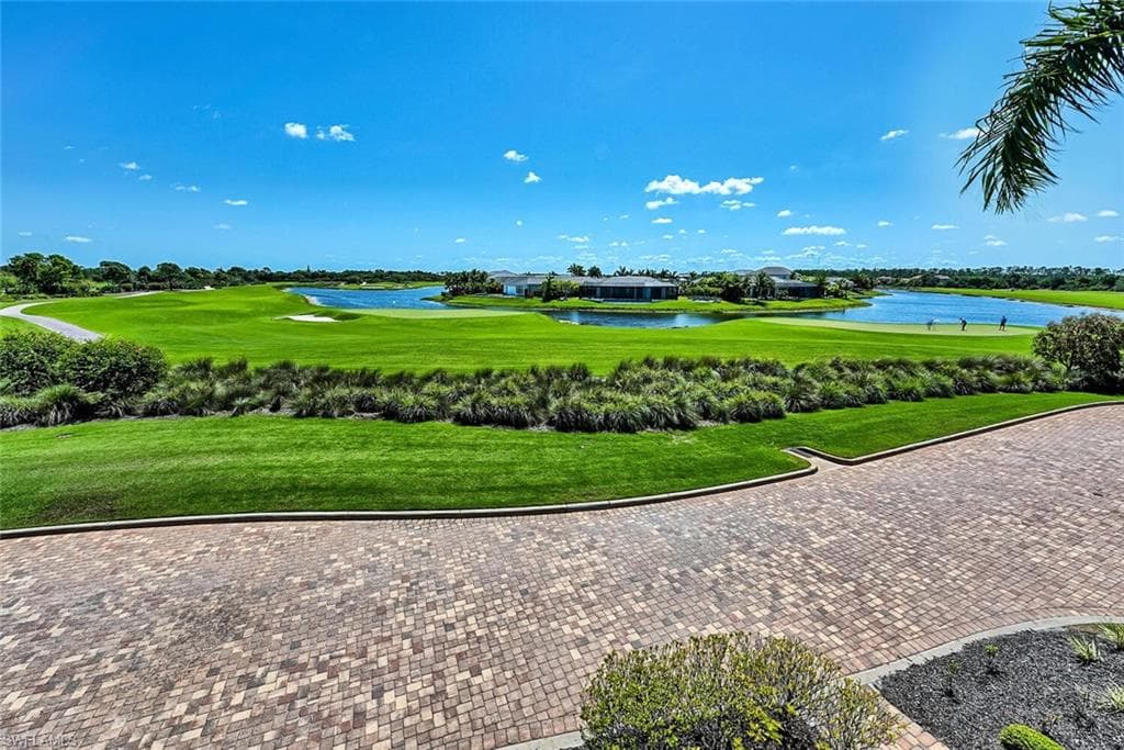 9596 Trevi CT # 5446, NAPLES FL 34113-35