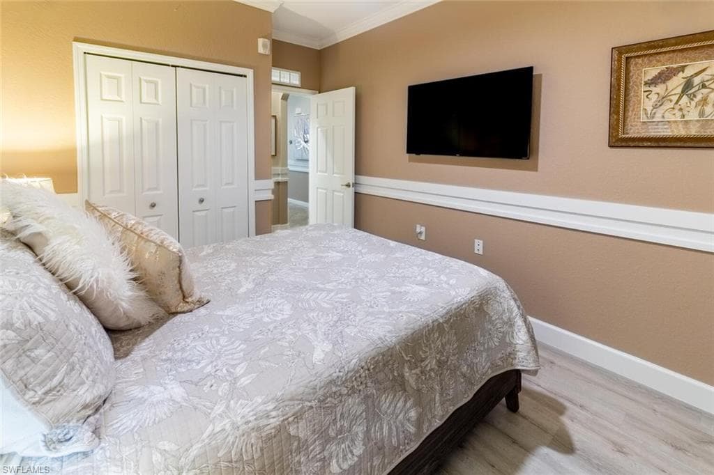 9596 Trevi CT # 5446, NAPLES FL 34113-18