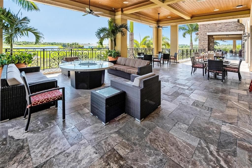 9596 Trevi CT # 5446, NAPLES FL 34113-34