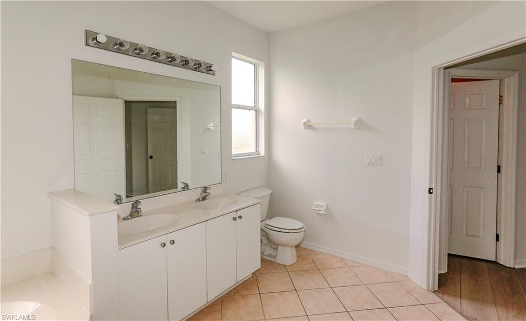 4213 Liron AVE # 204, FORT MYERS FL 33916-13