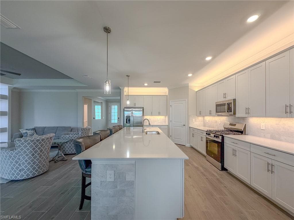 20489 Verawood LOOP, ESTERO FL 33928-12