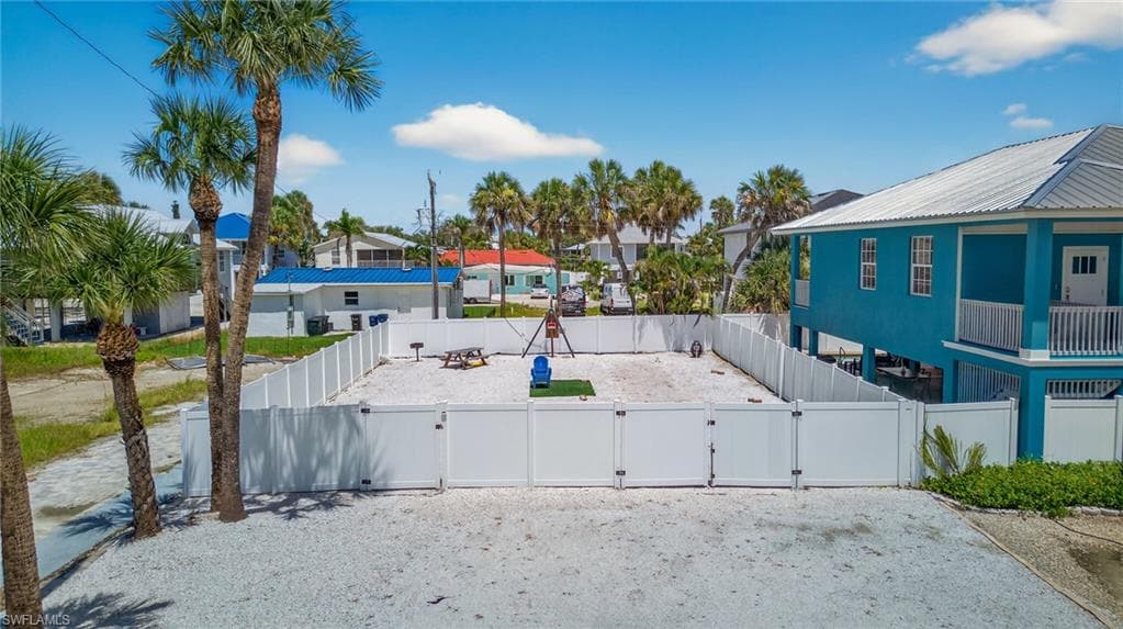 145 Jefferson ST, FORT MYERS BEACH FL 33931-3