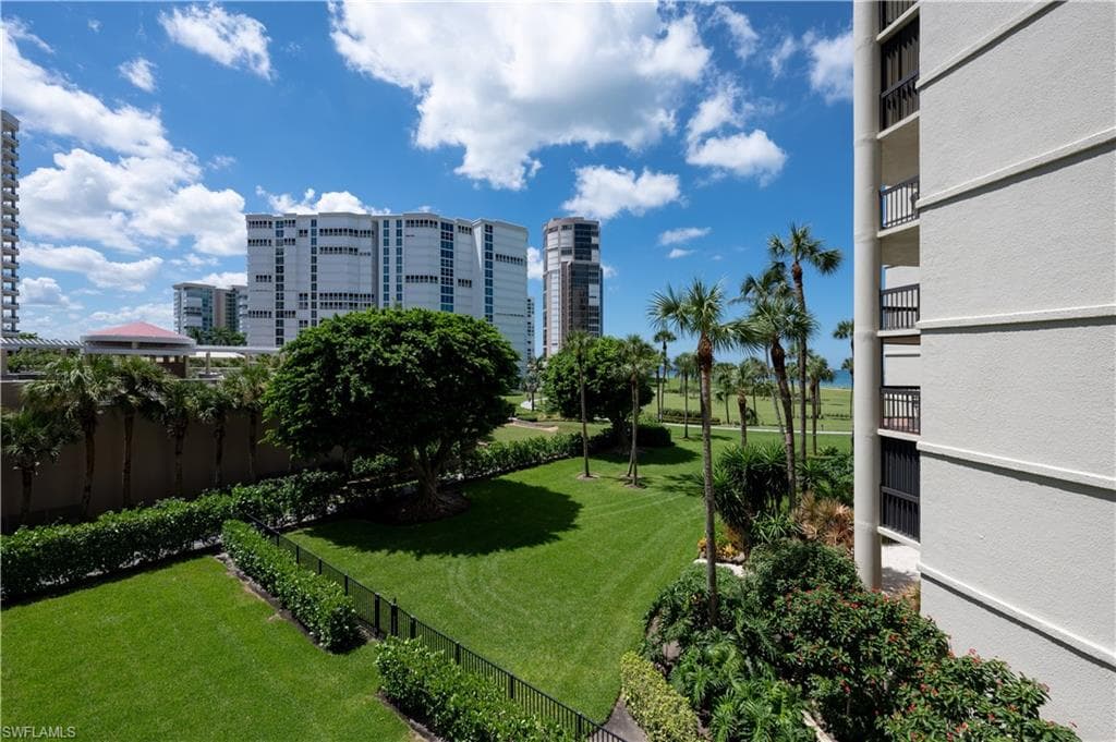 4551 Gulf Shore BLVD N # 306, NAPLES FL 34103-5