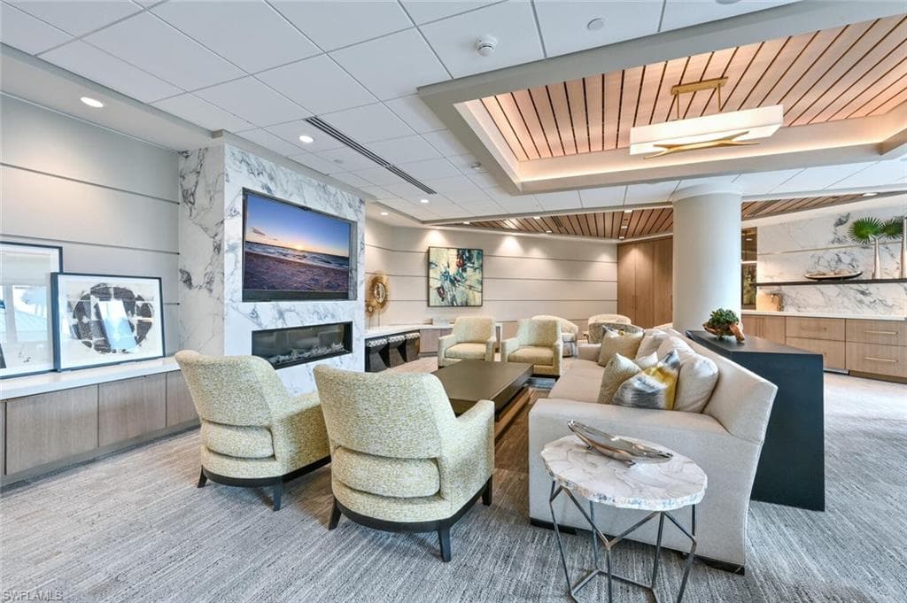 4551 Gulf Shore BLVD N # 306, NAPLES FL 34103-41