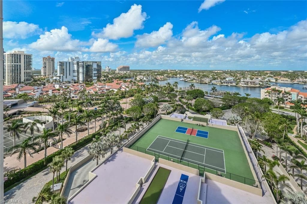 4551 Gulf Shore BLVD N # 306, NAPLES FL 34103-36