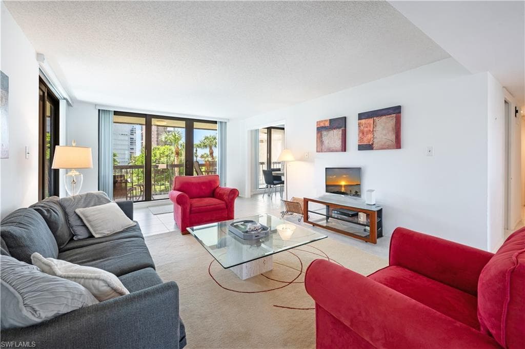 4551 Gulf Shore BLVD N # 306, NAPLES FL 34103-3