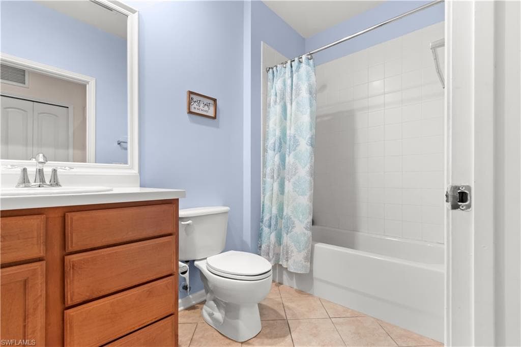 10046 Via Colomba CIR # 203, FORT MYERS FL 33966-21