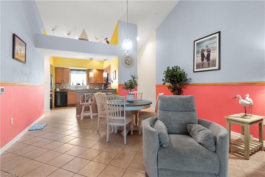 10046 Via Colomba CIR # 203, FORT MYERS FL 33966-4