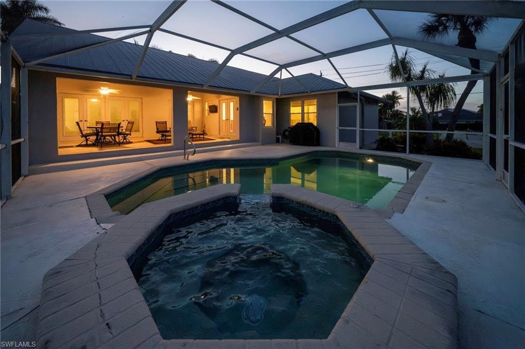 6075 Island Park CT, FORT MYERS FL 33908-1