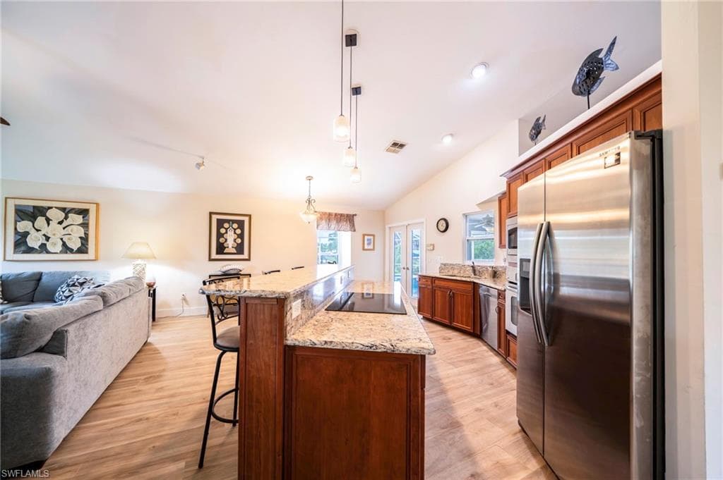 6075 Island Park CT, FORT MYERS FL 33908-8