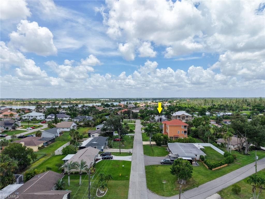 6075 Island Park CT, FORT MYERS FL 33908-30