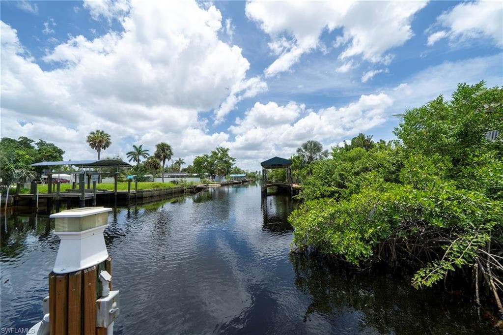 6075 Island Park CT, FORT MYERS FL 33908-24