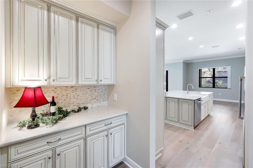 8360 Preserve Point DR, FORT MYERS FL 33912-11