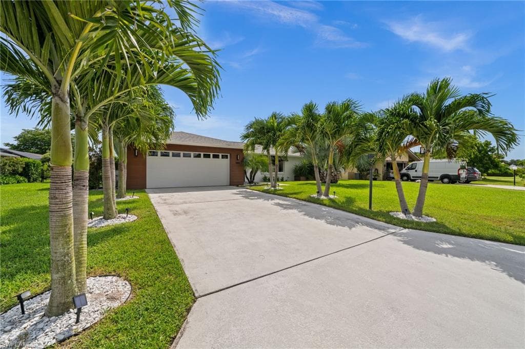 304 Nason LN, NAPLES FL 34112-28