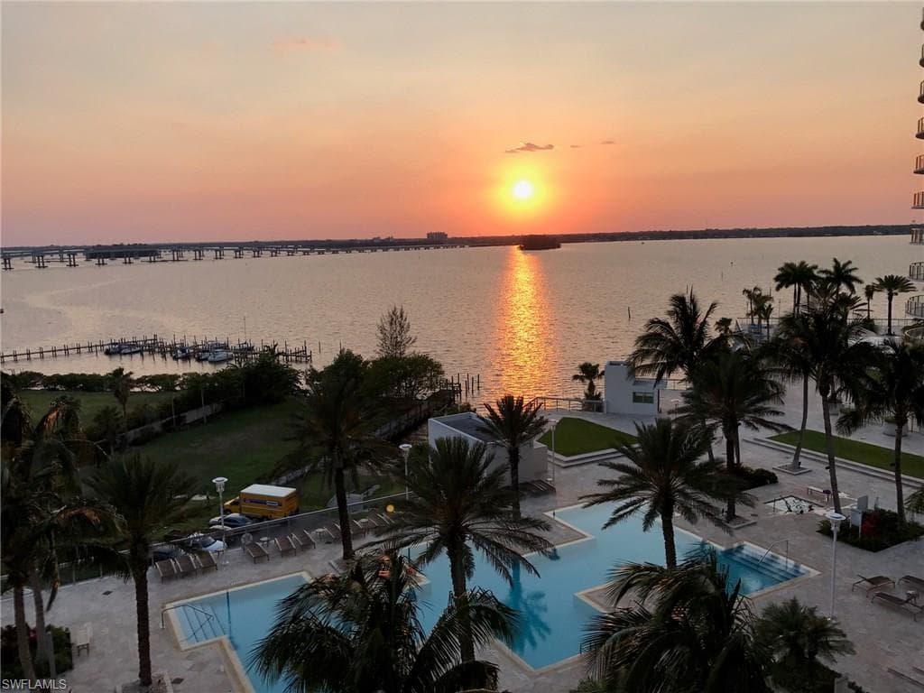 3000 Oasis Grand BLVD # 3005, FORT MYERS FL 33916-23