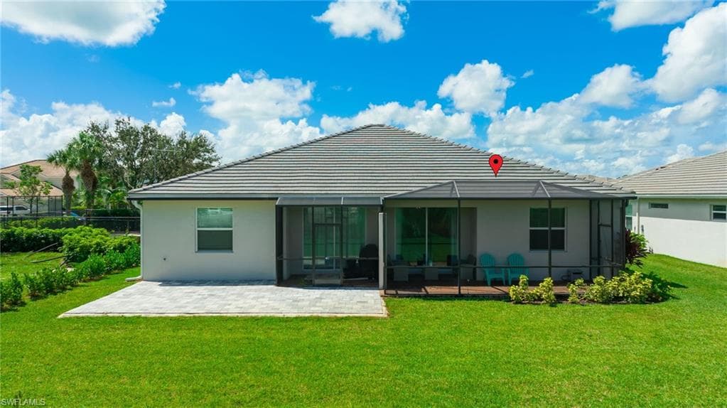 2052 Vermont LN, NAPLES FL 34120-31