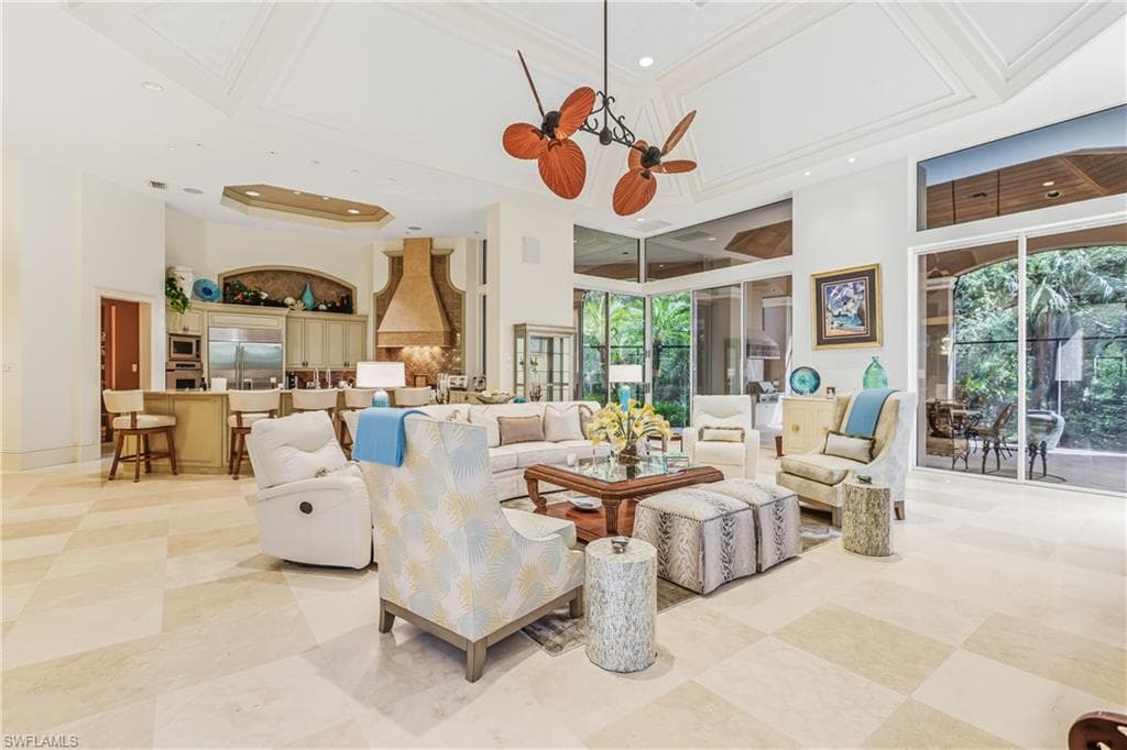 4457 Club Estates DR, NAPLES FL 34112-5