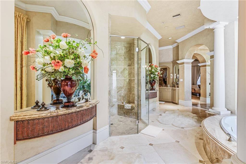 4457 Club Estates DR, NAPLES FL 34112-15