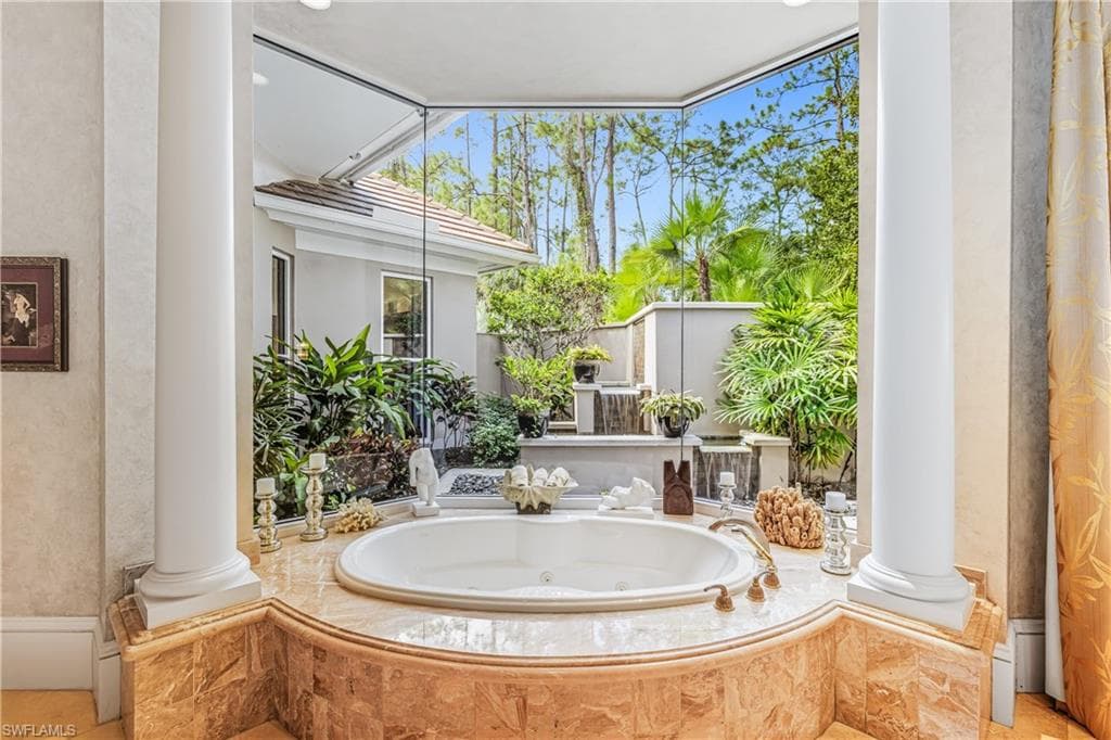 4457 Club Estates DR, NAPLES FL 34112-19