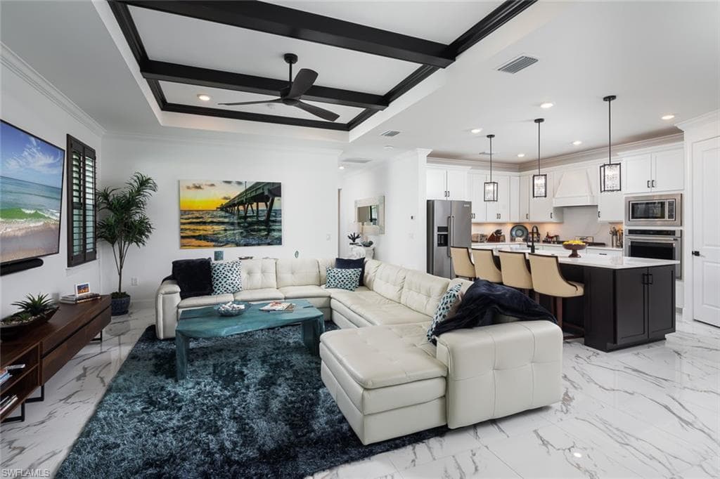 6770 Pennyroyal DR, NAPLES FL 34114-5